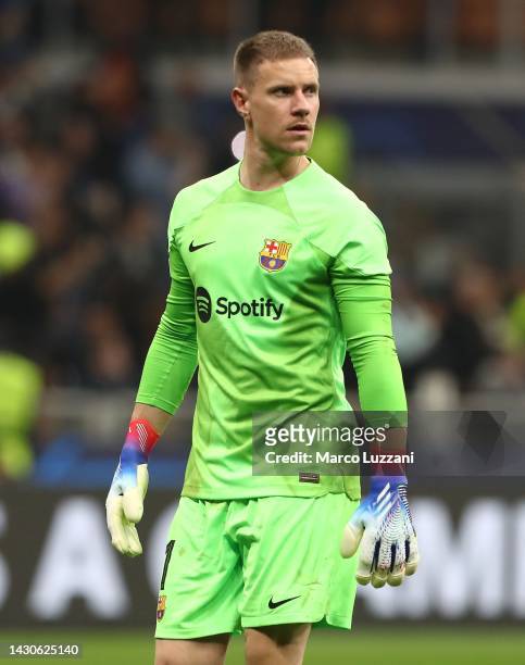 Marc-Andre ter Stegen of FC Barcelona looks dejected following their side's defeat in the UEFA Champions League group C match between FC...