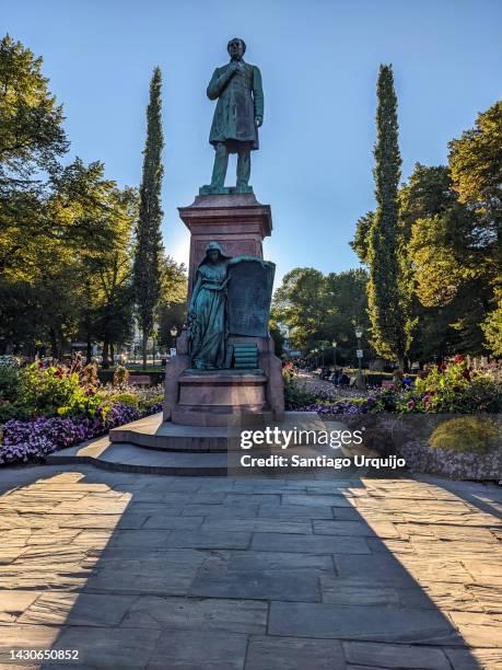Jl Runeberg 11 Statue Of Johan Ludvig Runeberg Stock Photos, High-Res Pictures, and ...