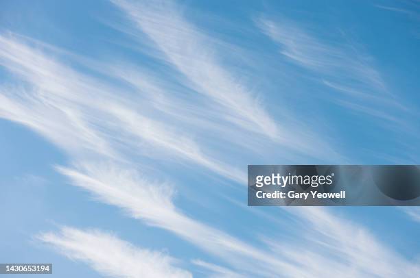 wispy clouds in the sky - 巻雲 ストックフォトと画像