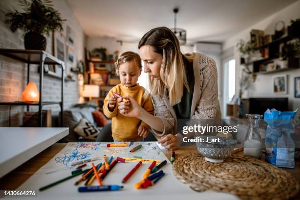 healthy breakfast to boost creativity - making painting stock-fotos und bilder