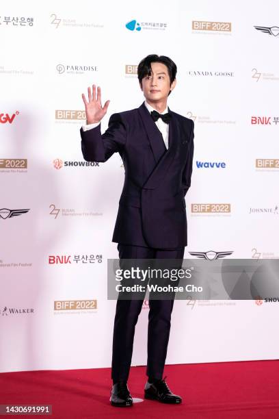The host of closing ceremony, Kwon Yool walks on the red carpet at the opening ceremony during the 27th Busan International Film Festival at Busan...