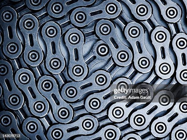 close up of bicycle chain - link ストックフォトと画像