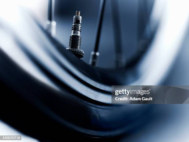 close up of bicycle tire air valve - ventil stock-fotos und bilder
