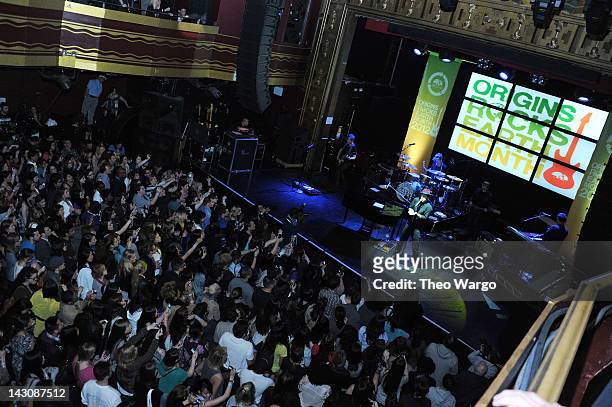 Singer-songwriter Gavin DeGraw performs at the third annual Origins Rocks Earth Month concert hosted by eco-minded beauty brand Origins at Webster...