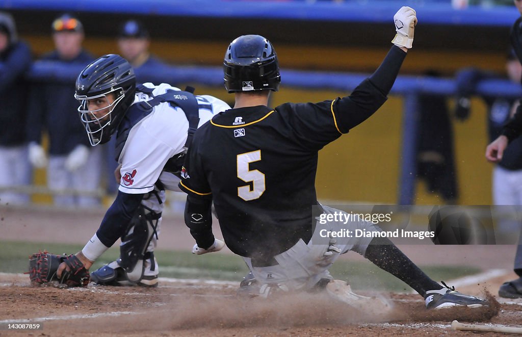Bowling Green Hot Rods v Lake County Captains 4-12-2012