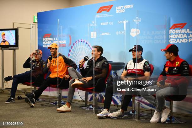 Max Verstappen of the Netherlands and Oracle Red Bull Racing, Daniel Ricciardo of Australia and McLaren, George Russell of Great Britain and...