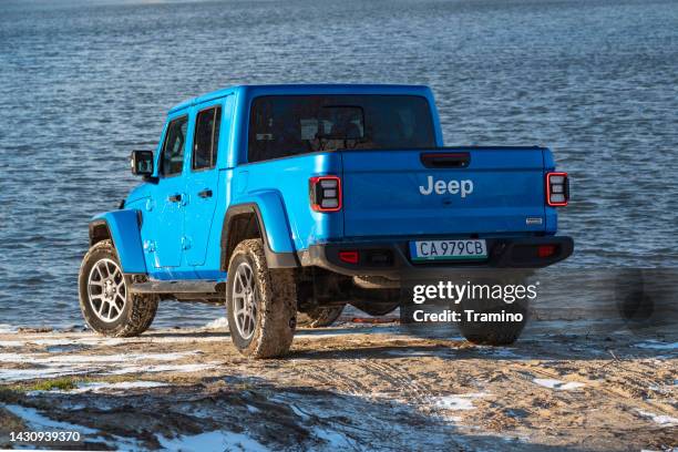 Jeep Rounded Back 56 Jeep Wrangler Back Stock Photos, High-Res Pictures, and Images ...