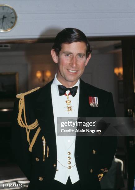 Le Prince Charles d’Angleterre en visite à la base navale de Brest, France, les 22 et 23 juillet 1980.