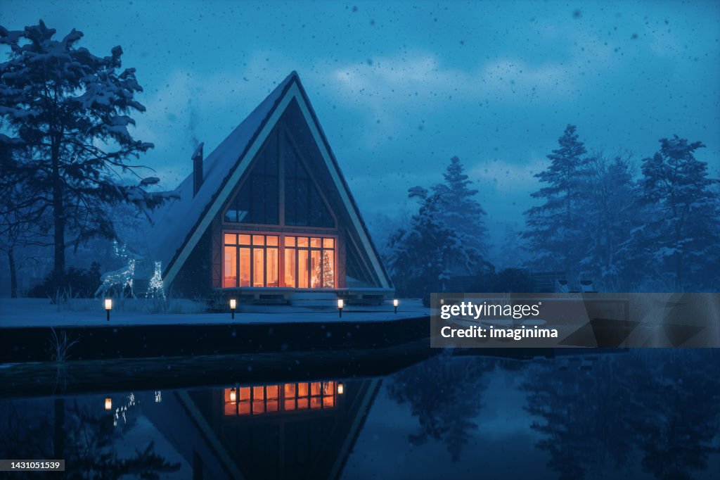 Modernes Seehaus in der Weihnachtsnacht