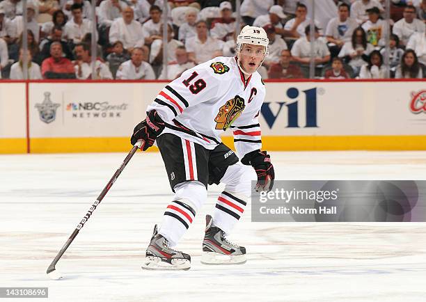 Jonathan Toews of the Chicago Blackhawks looks for the puck against the Phoenix Coyotes in Game One of the Western Conference Quarterfinals during...