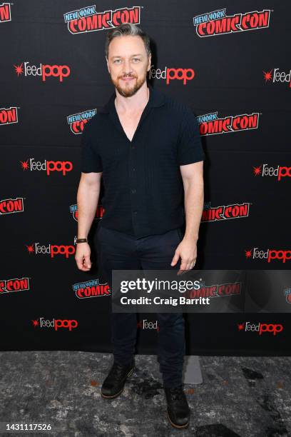 James McAvoy poses during the photo-call for HBO Max's HIS DARK MATERIALS at New York Comic Con 2022 on October 06, 2022 in New York City.