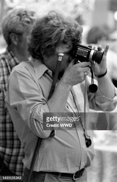 Cinematographer Miroslav Ondricek prepares for filming during production of "Ragtime" on location in Spring Lake, New Jersey, on September 18, 1980.