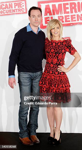 Actor Chris Klein and actress Mena Suvari attend 'American Pie: Reunion' photocall at Villamagna Hotel on April 19, 2012 in Madrid, Spain.