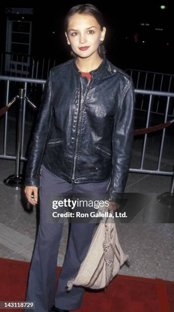 Rachael Leigh Cook attends the premiere of "Living Out Loud" on October 28, 1998 at the Cineplex Odeon Cinema in Century City, California.