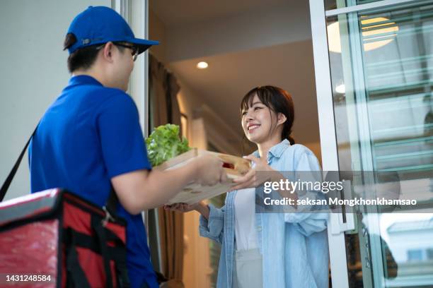 Direct Delivery Image Home Front Door Delivery Photos and Premium High Res Pictures - Getty ...
