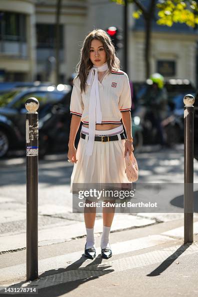 Street Style - Paris Fashion Week - Womenswear Spring/Summer 2023 : Day Nine Street Style - Paris Fashion Week - Womenswear Spring/Summer 2023 : Day Nine