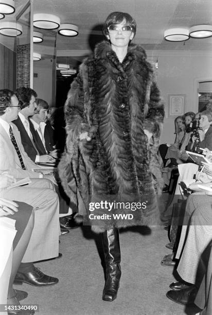 Cathee Cathee Photos and Premium High Res Pictures - Getty Images