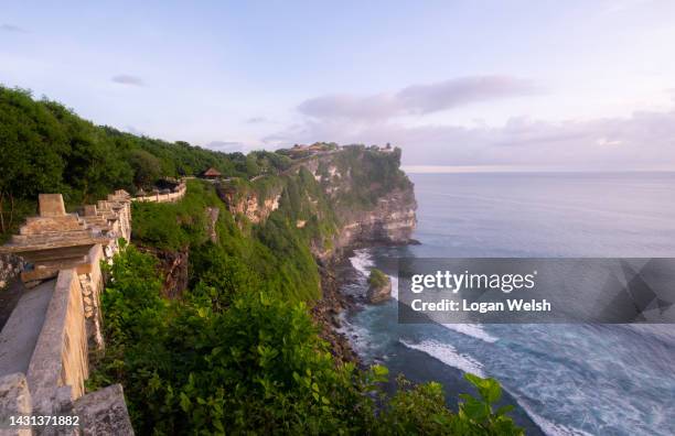 pura uluwatu in bali, indonesia - uluwatu stock pictures, royalty-free photos & images