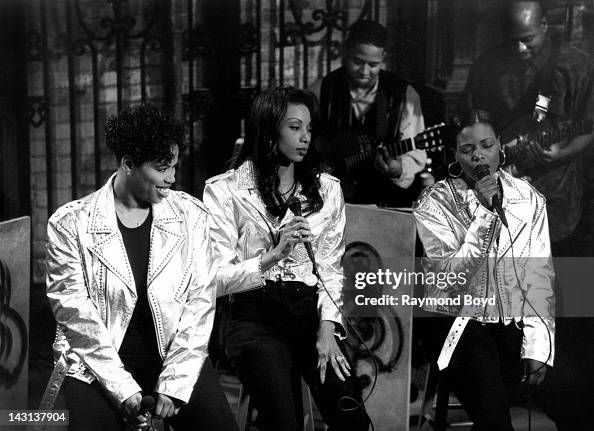 Maxee Maxwell Singers Nicci Gilbert, Maxee Maxwell and Kina Cosper of Brownstone ...