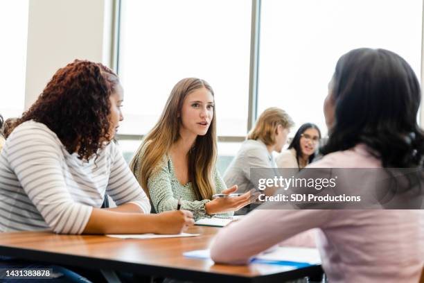 U Arguing R 2,899 Students Arguing Stock Photos, High-Res Pictures, and Images ...
