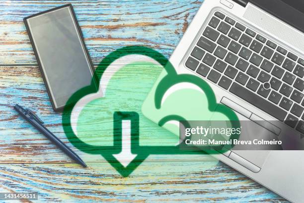 cloud computing laptop - api icon stock-fotos und bilder