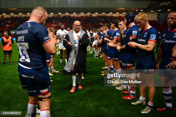 Jack Yeandle of Exeter Chiefs walks off the field after to applause from the players of Bristol Rugby the Gallagher Premiership Rugby match between...