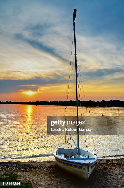 boat - rolour garcia stock pictures, royalty-free photos & images