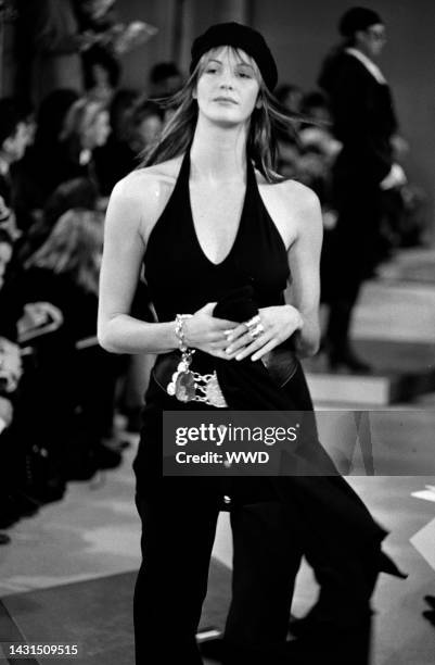 Ele Model 247 Elle Macpherson Hat Stock Photos, High-Res Pictures, and Images ...