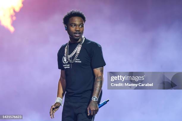 Roddy Ricch performs on stage during the Post Malone Twelve Carat Tour at Prudential Center on October 07, 2022 in Newark, New Jersey.