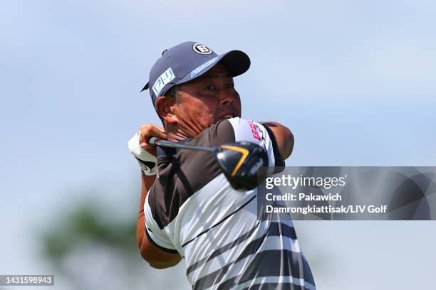 Hideto Tanihara of Torque GC plays his shot from the second tee during Day Two of the LIV Golf Invitational - Bangkok at Stonehill Golf Course on...