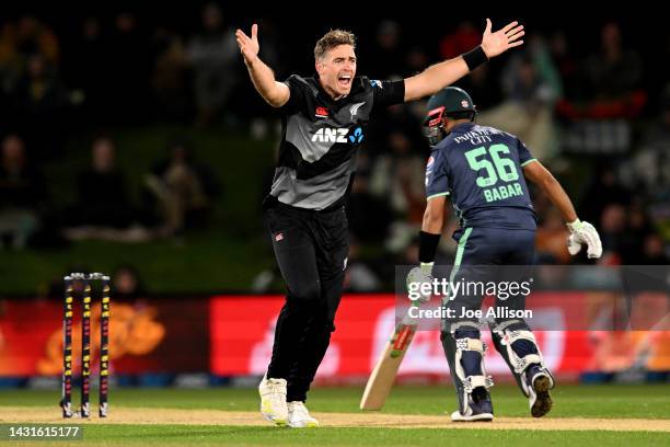 Tim Southee of New Zealand appeals during game two of the T20 International series between New Zealand and Pakistan at Hagley Oval on October 08,...