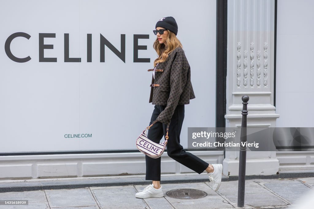 Street Style - Paris Fashion Week - Womenswear Spring/Summer 2023 : Day Eight