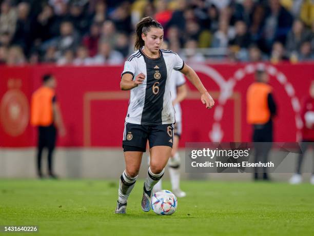 Lena Sophie Oberdorf of Germany in action during the international friendly match between Germany Women's and France Women's at Rudolf-Harbig-Stadion...
