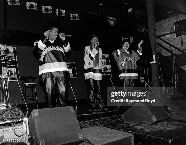 Maxee Maxwell Singers Nichole