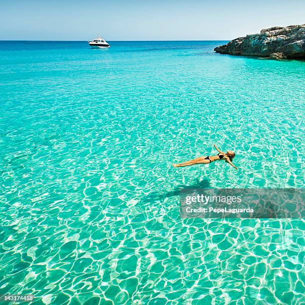 idyllic holidays - menorca stockfoto's en -beelden