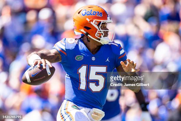 Anthony Richardson of the Florida Gators looks to throw a pass during the third quarter of a game against the Missouri Tigers at Ben Hill Griffin...