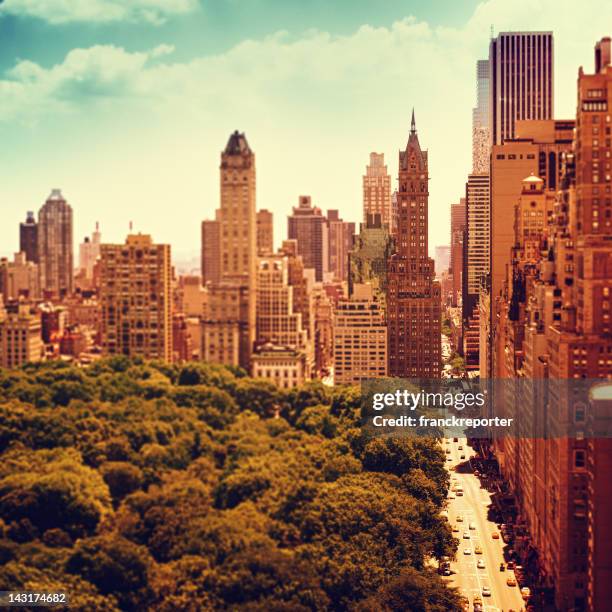 central park and 59th street in manhattan - columbus circle stock pictures, royalty-free photos & images