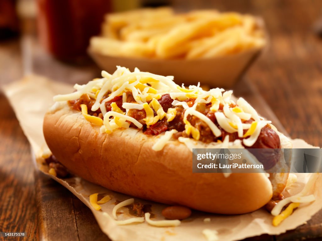 Chili-Cheese-Hotdog