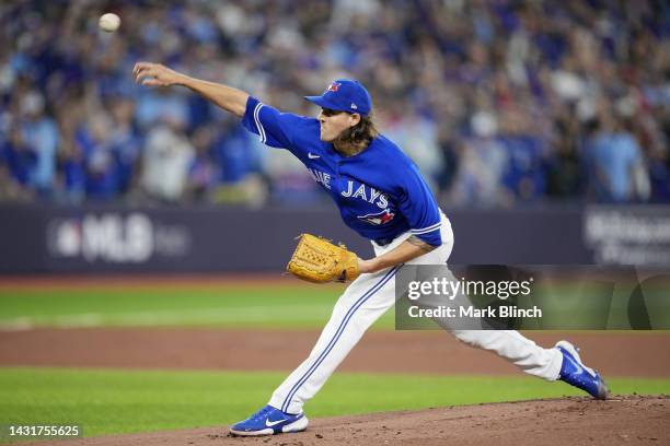 Kevin Gausman of the Toronto Blue Jays throws a pitch against the Seattle Mariners during the first inning in game two of the American League Wild...