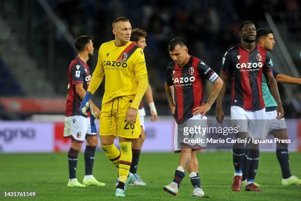 Gary Medel Lukasz Skorupski show their dejection at the end of the Serie A match between Bologna FC and UC Sampdoria at Stadio Renato Dall'Ara on...