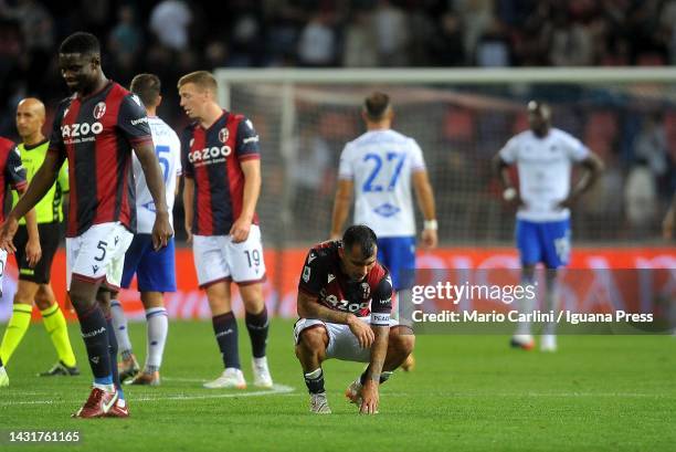 Gary Medel shows his dejection at the end of the Serie A match between Bologna FC and UC Sampdoria at Stadio Renato Dall'Ara on October 08, 2022 in...