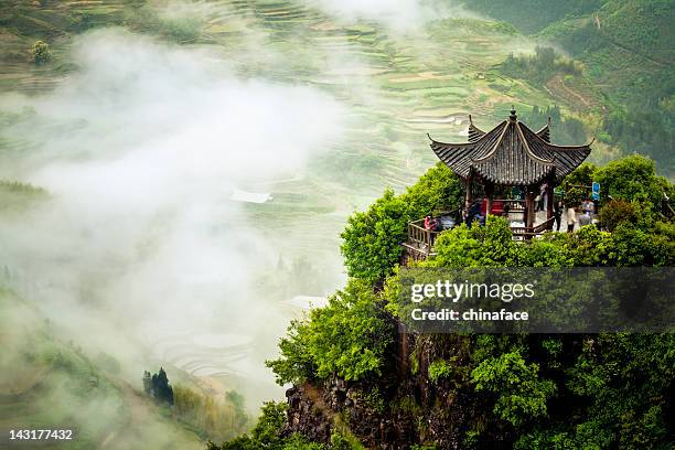 terraced fields - chinese stockfoto's en -beelden