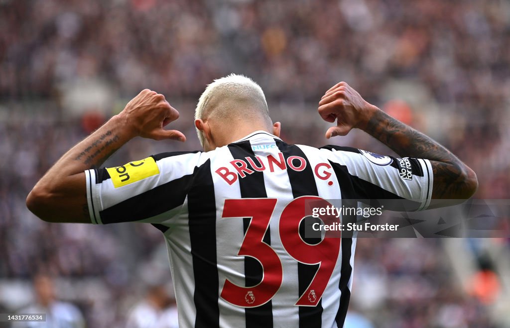 Newcastle United v Brentford FC - Premier League