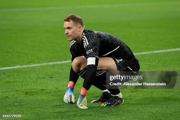 Manuel Neuer of Bayern München reacts during the Bundesliga match between Borussia Dortmund and FC Bayern München at Signal Iduna Park on October 08,...