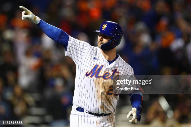 Pete Alonso of the New York Mets hits a solo home run off of Nick Martinez of the San Diego Padres during the fifth inning in game two of the Wild...