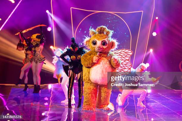 Goldi" performs during the "The Masked Singer" second show at on October 08, 2022 in Cologne, Germany.