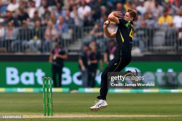 Cameron Green of Australia comes in to bowl during game one of the T20 International series between Australia and England at Optus Stadium on October...