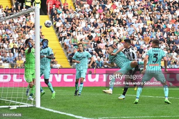 Nehuen Perez of Udinese Calcio scores their side's second goal during the Serie A match between Udinese Calcio and Atalanta BC at Dacia Arena on...