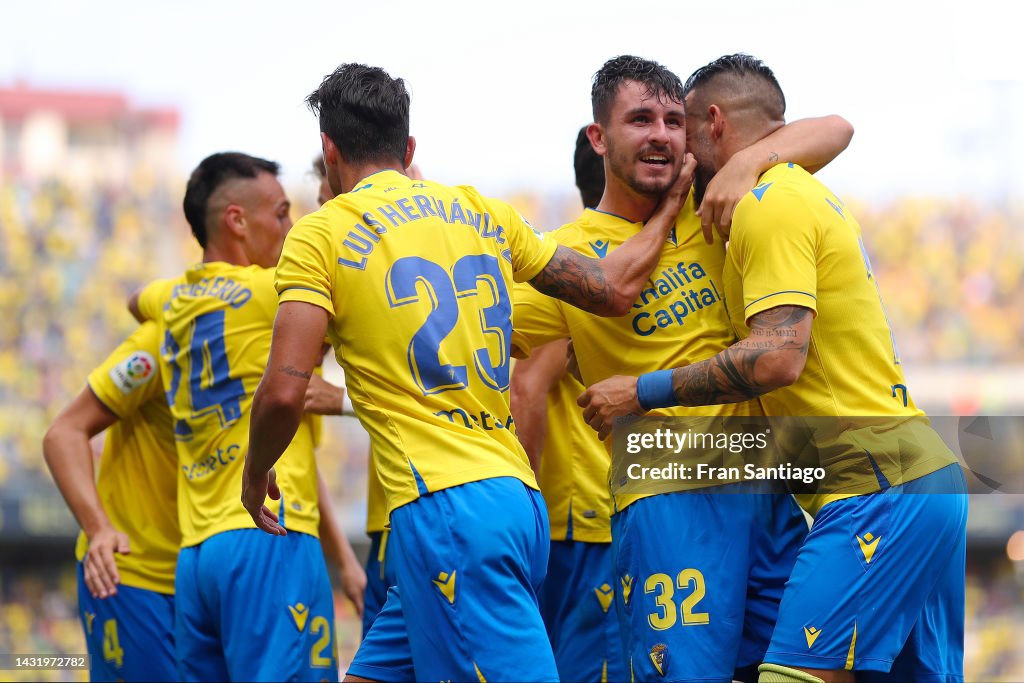 Cadiz CF v RCD Espanyol - LaLiga Santander