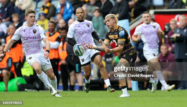 Jacob Umaga of Wasps passes the ball during the Gallagher Premiership Rugby match between Wasps and Northampton Saints at The Coventry Building...